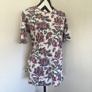 Ribbed Floral Tunic Top